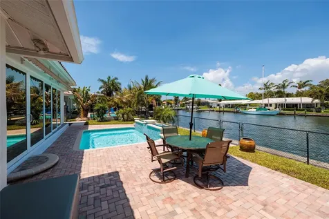 2011 Michigan Avenue NE St Petersburg FL 33703