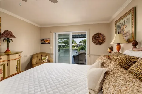 2011 Michigan Avenue NE St Petersburg FL 33703
