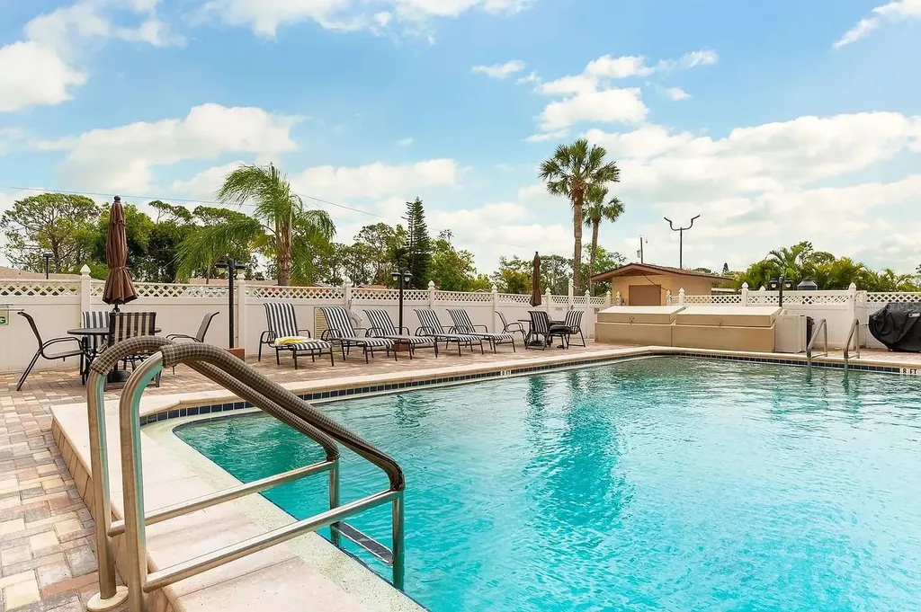 2901 26th Street W Bradenton FL 34205