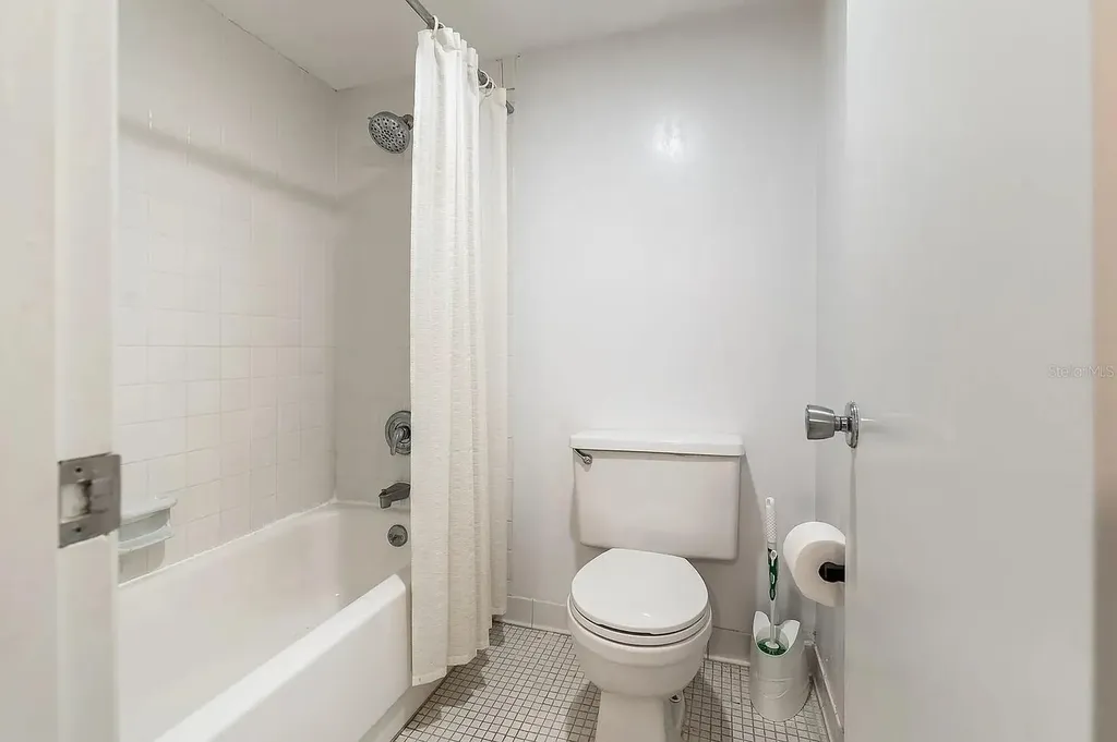 2901 26th Street W Bradenton FL 34205