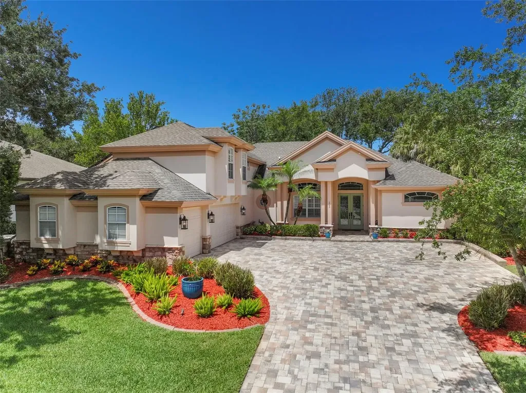 209 Highland Woods Drive Safety Harbor FL 34695
