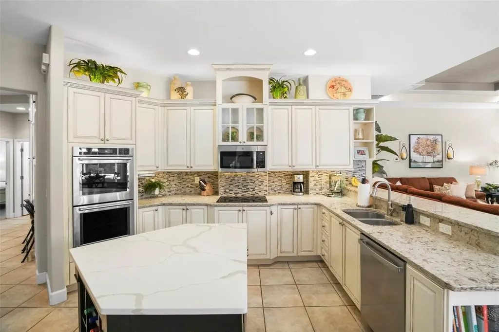 209 Highland Woods Drive Safety Harbor FL 34695