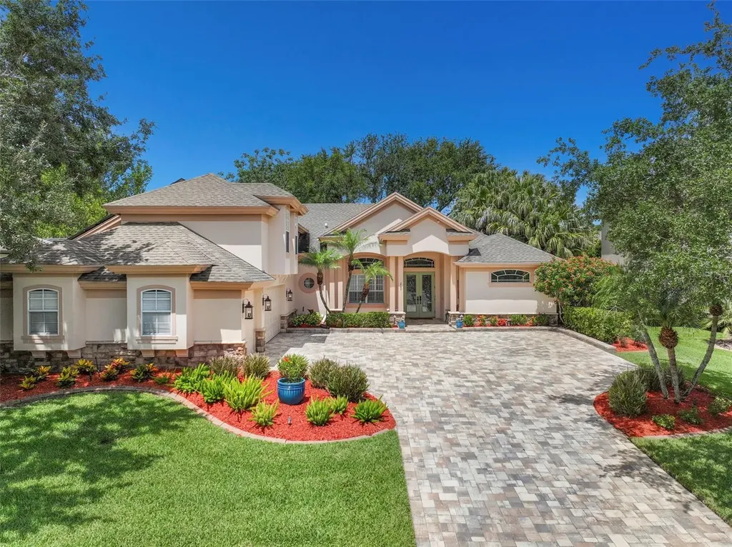 209 Highland Woods Drive Safety Harbor FL 34695