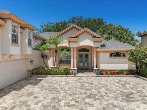 209 Highland Woods Drive Safety Harbor FL 34695