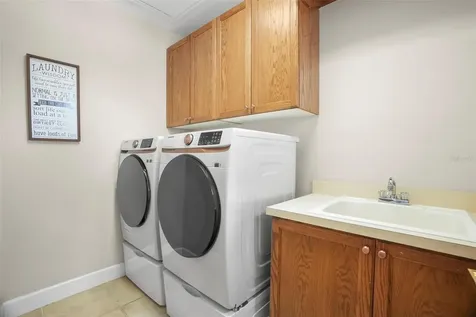 209 Highland Woods Drive Safety Harbor FL 34695