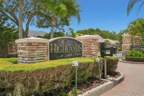 209 Highland Woods Drive Safety Harbor FL 34695