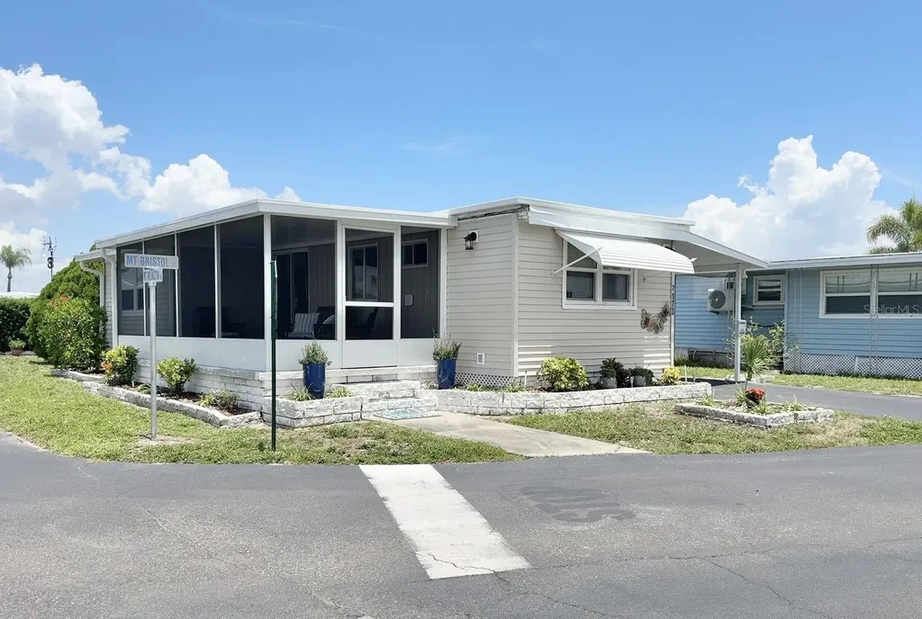 7173 Mount Bristol Boulevard NE St Petersburg FL 33702