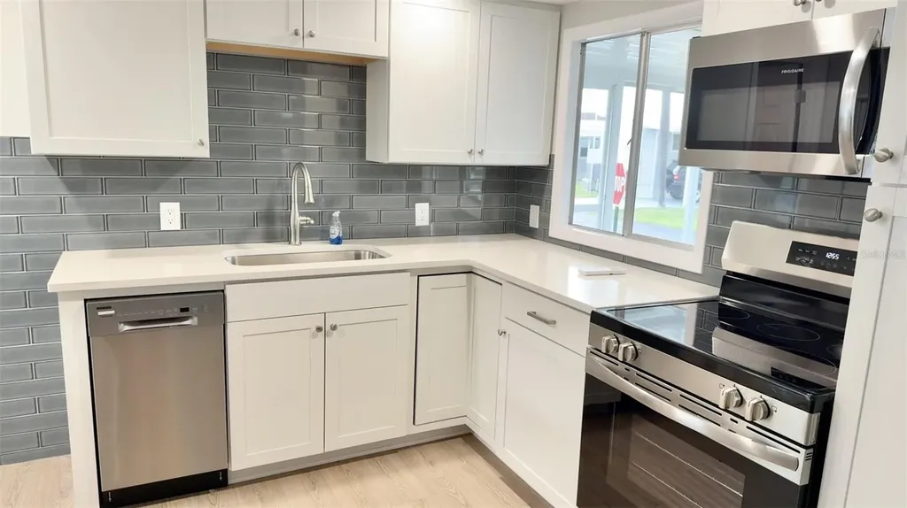 7173 Mount Bristol Boulevard NE St Petersburg FL 33702