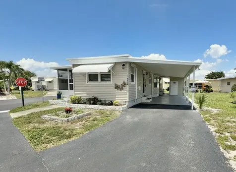 7173 Mount Bristol Boulevard NE St Petersburg FL 33702