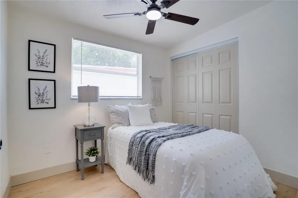 4628 16th Avenue S St Petersburg FL 33711