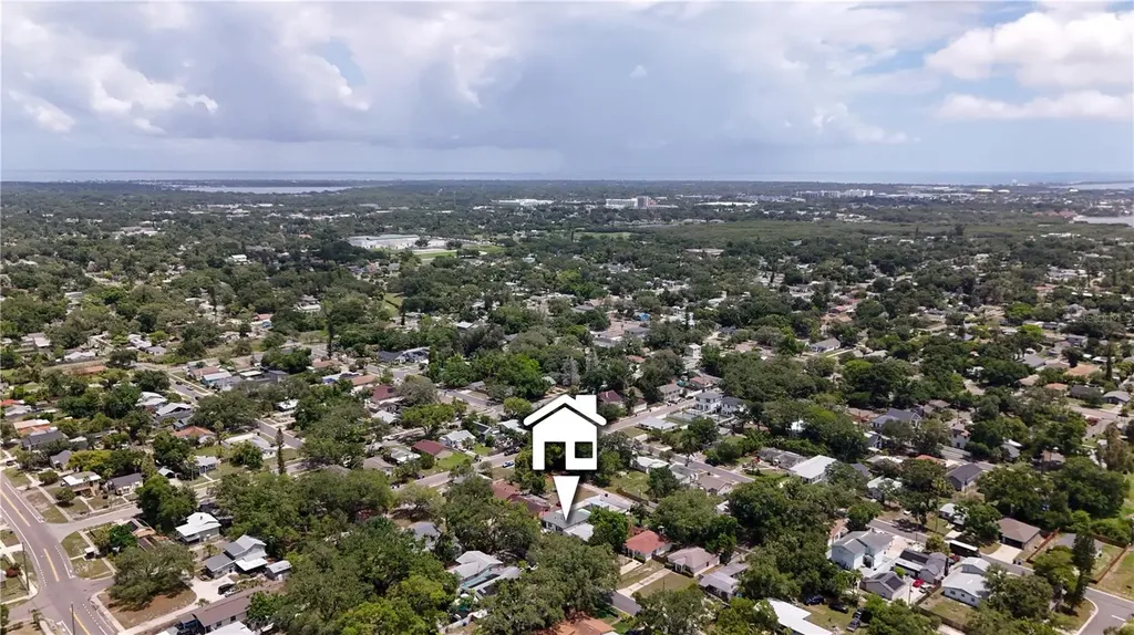 4628 16th Avenue S St Petersburg FL 33711
