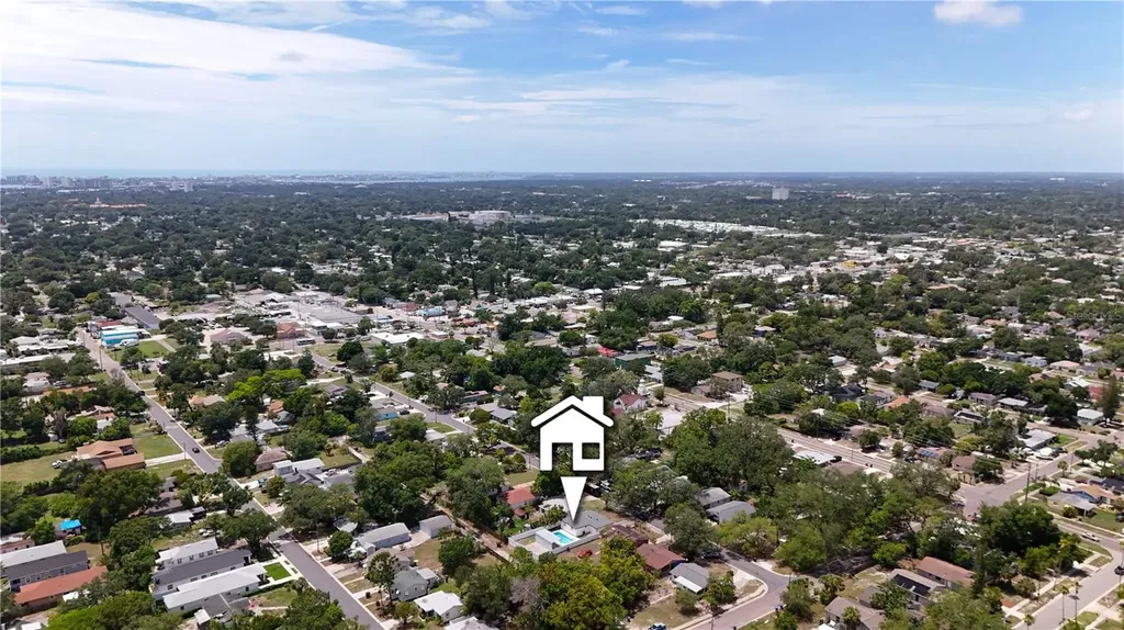 4628 16th Avenue S St Petersburg FL 33711