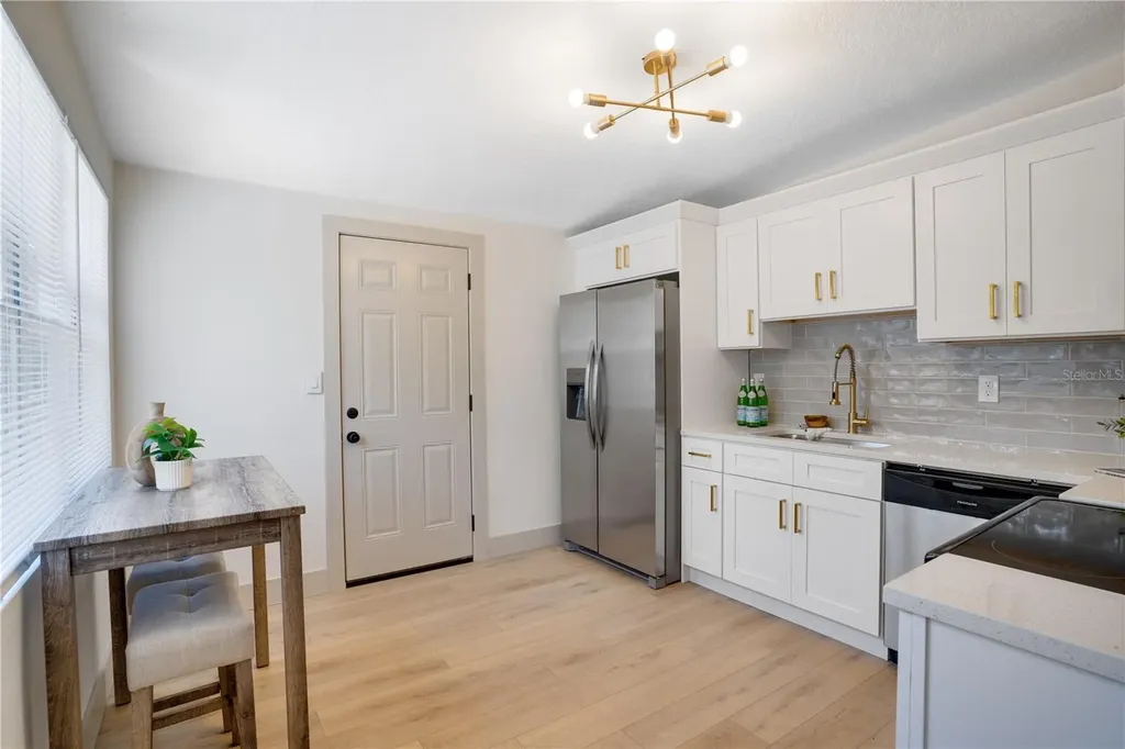 4628 16th Avenue S St Petersburg FL 33711