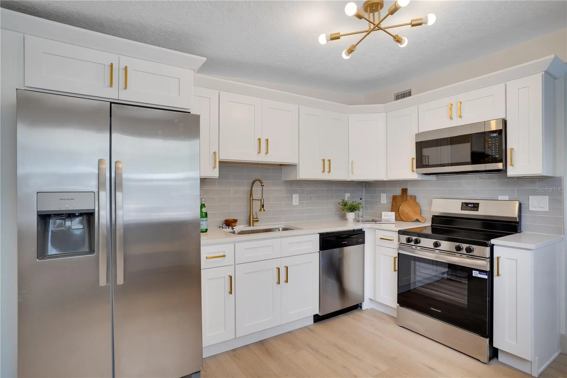 4628 16th Avenue S St Petersburg FL 33711