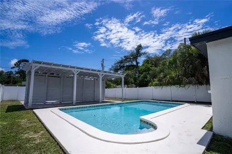 4628 16th Avenue S St Petersburg FL 33711