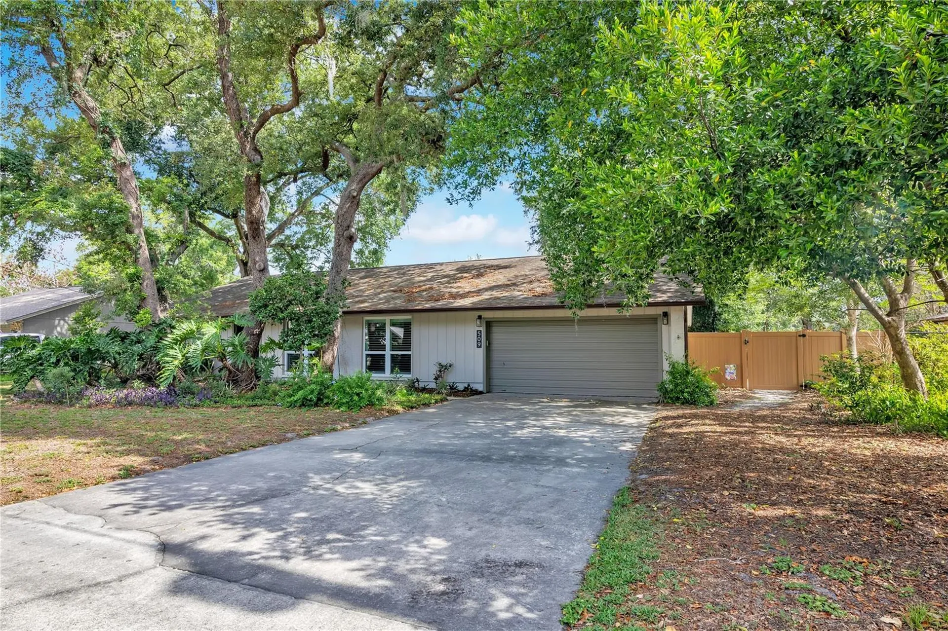 509 Ridgewood Street Altamonte Springs FL 32701
