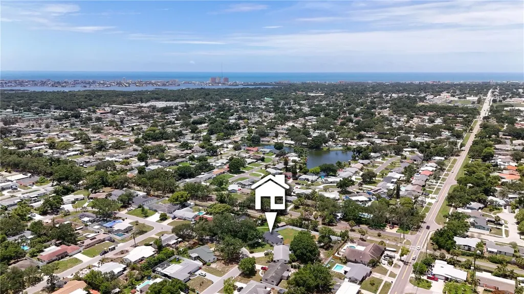 8496 118th Street Seminole FL 33772