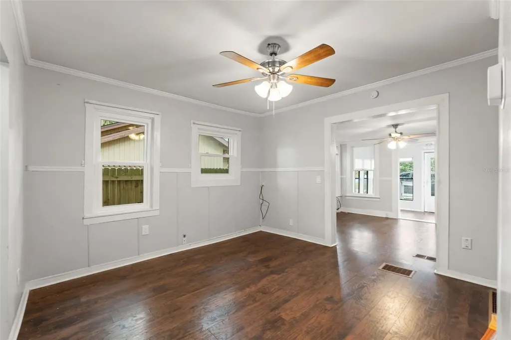 5518 11th Street Zephyrhills FL 33542