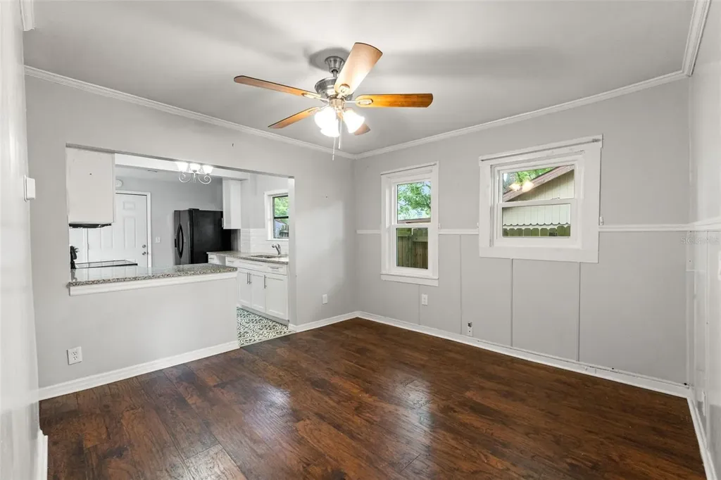 5518 11th Street Zephyrhills FL 33542