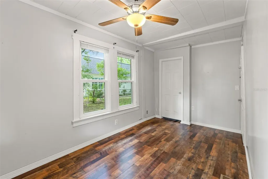 5518 11th Street Zephyrhills FL 33542