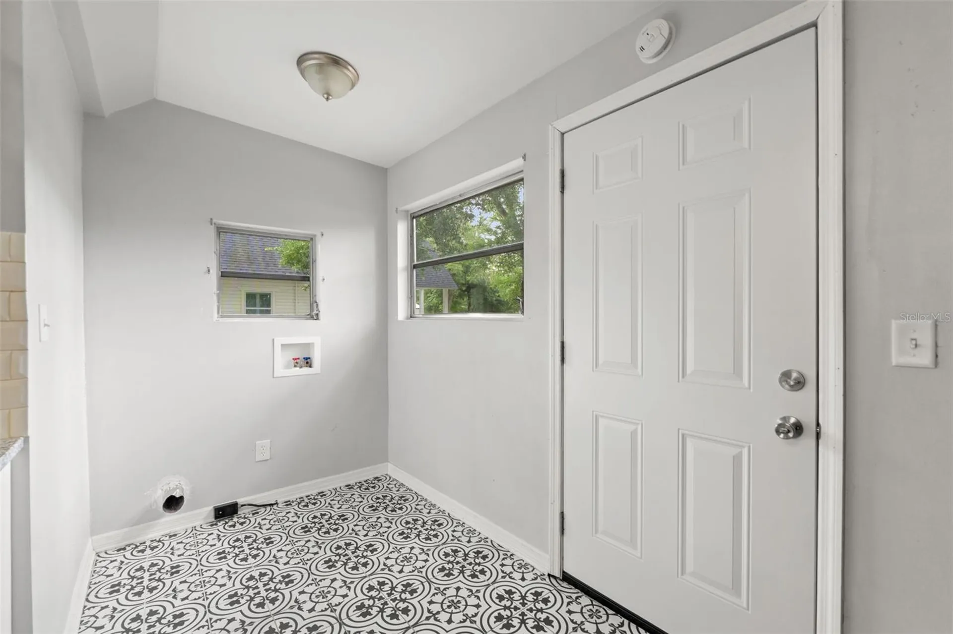 5518 11th Street Zephyrhills FL 33542