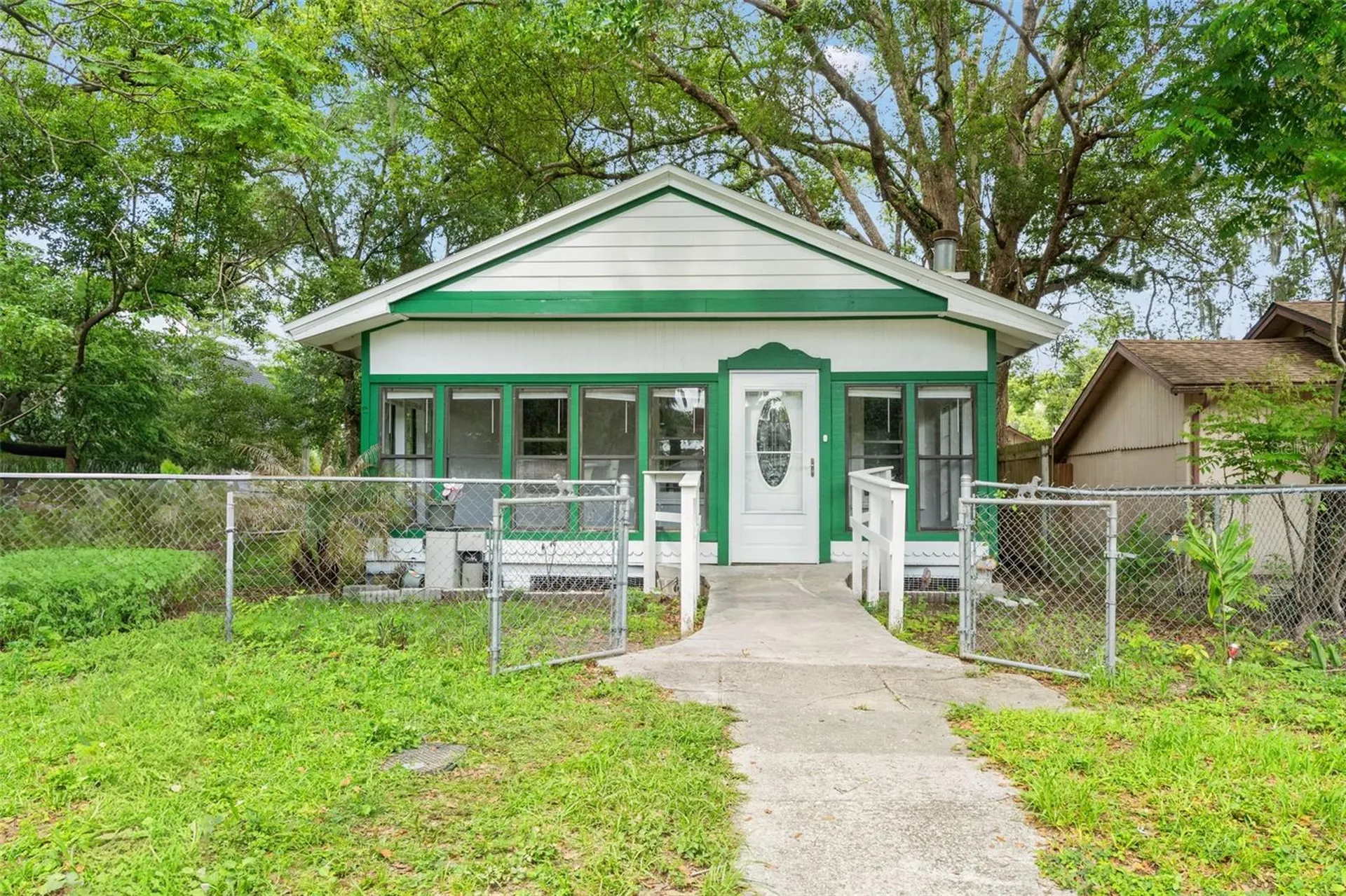 5518 11th Street Zephyrhills FL 33542