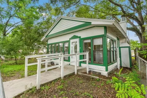 5518 11th Street Zephyrhills FL 33542
