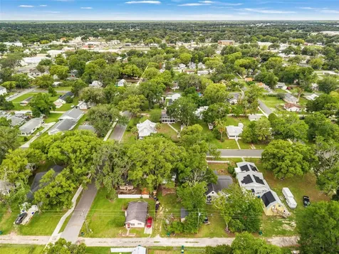 5518 11th Street Zephyrhills FL 33542