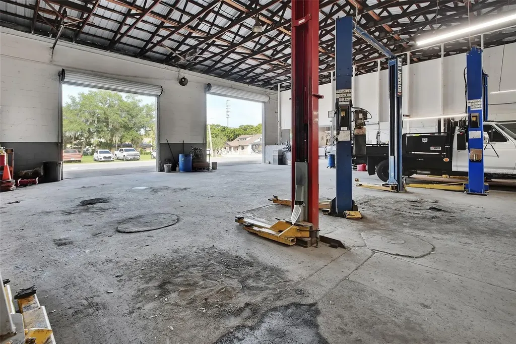 309 S Florida Avenue Deland FL 32720