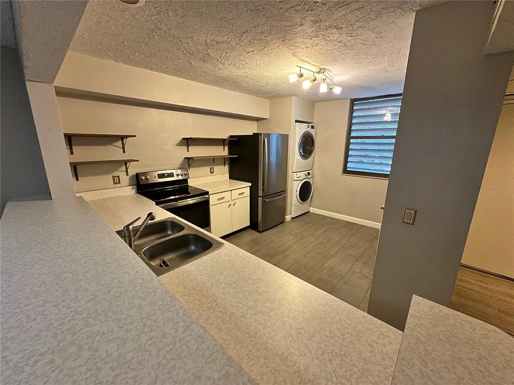 283 Sherwood Drive Bradenton FL 34210