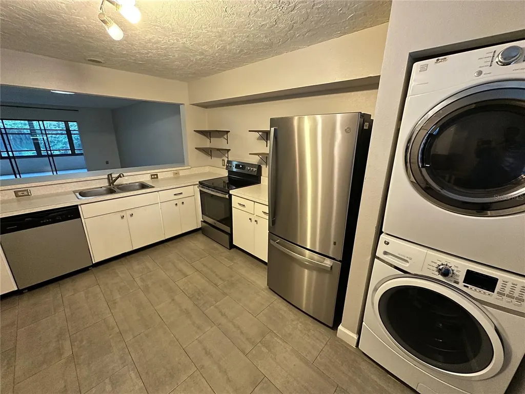 283 Sherwood Drive Bradenton FL 34210