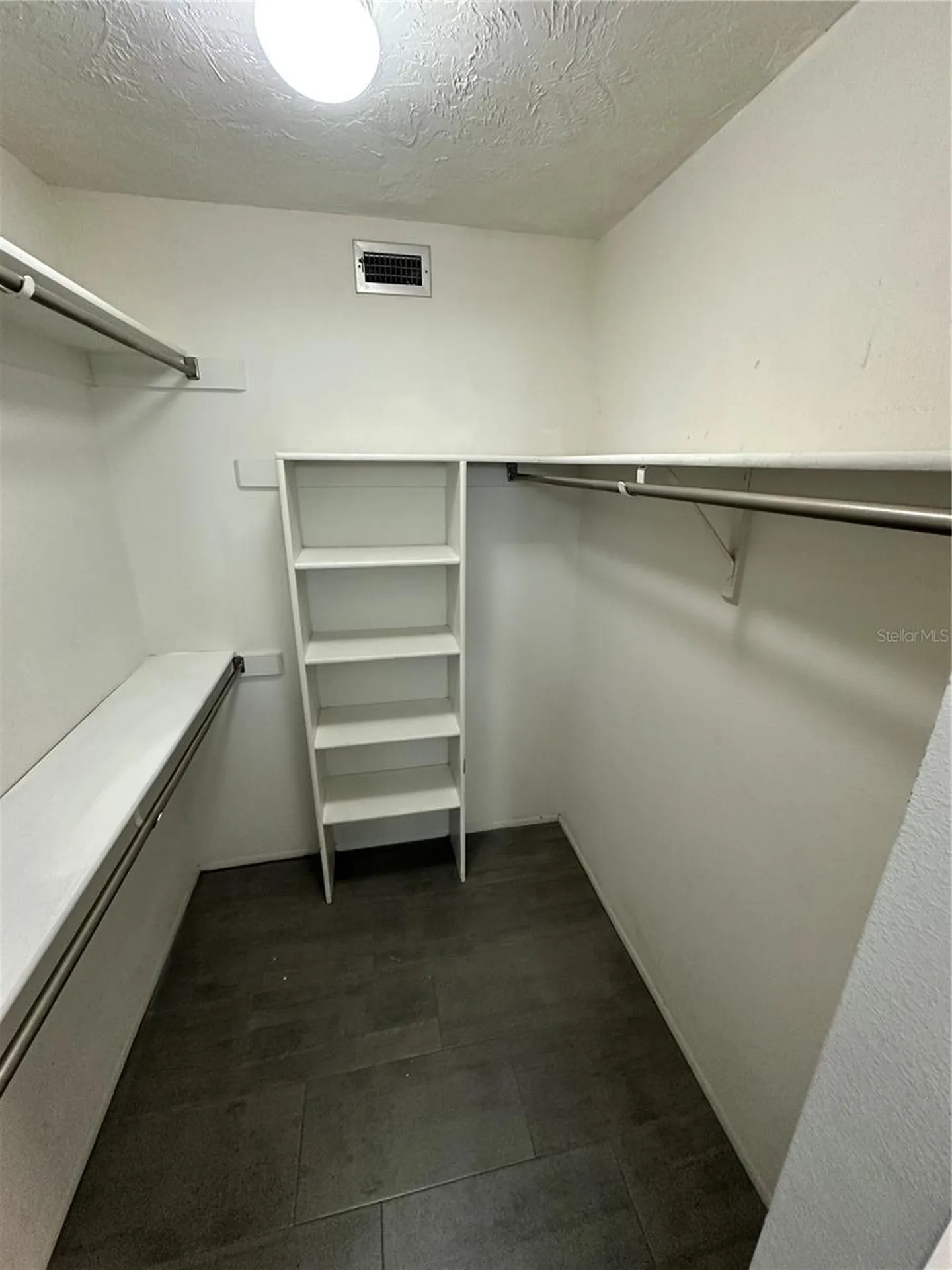 283 Sherwood Drive Bradenton FL 34210