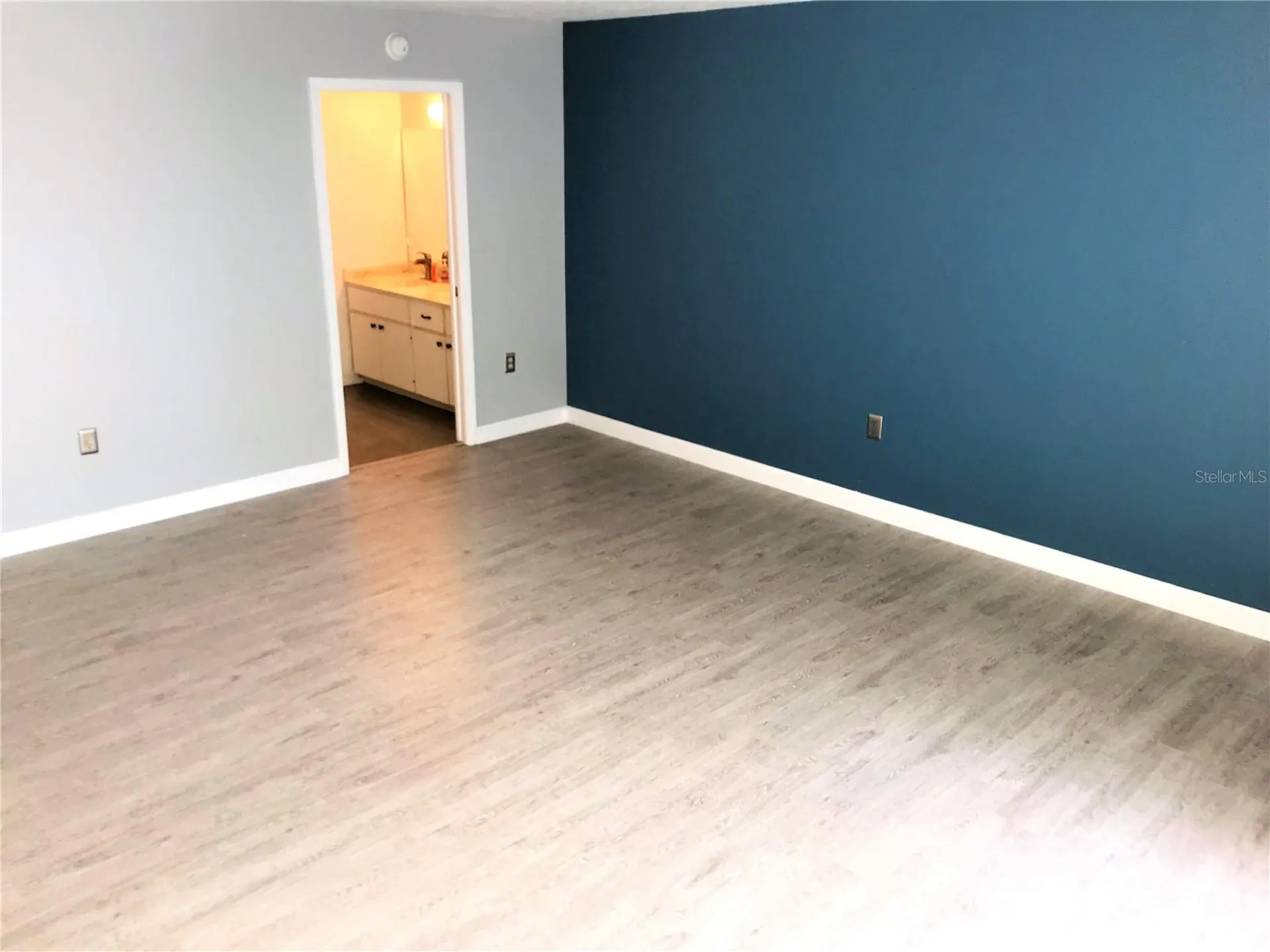 283 Sherwood Drive Bradenton FL 34210