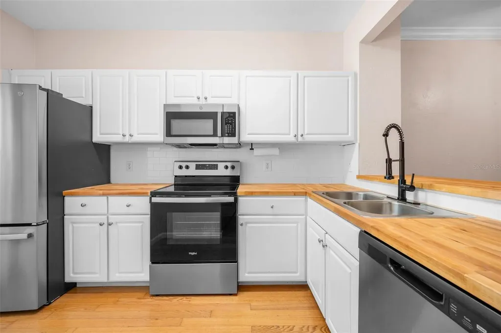 5065 NW 45th Road Gainesville FL 32606