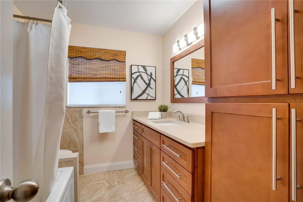 13254 87th Place Seminole FL 33776