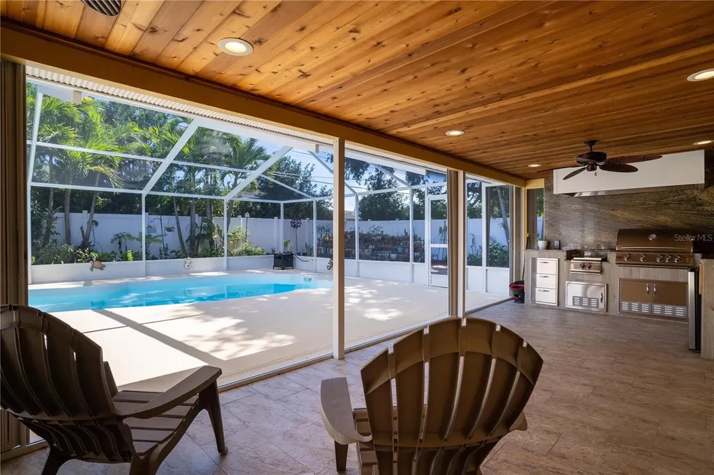 13254 87th Place Seminole FL 33776