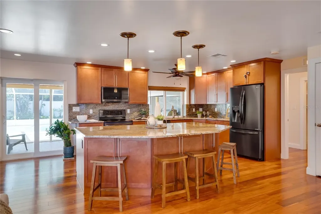 13254 87th Place Seminole FL 33776