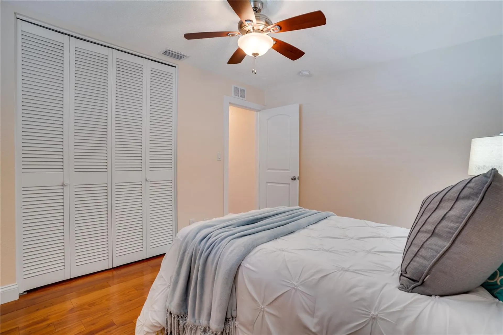 13254 87th Place Seminole FL 33776