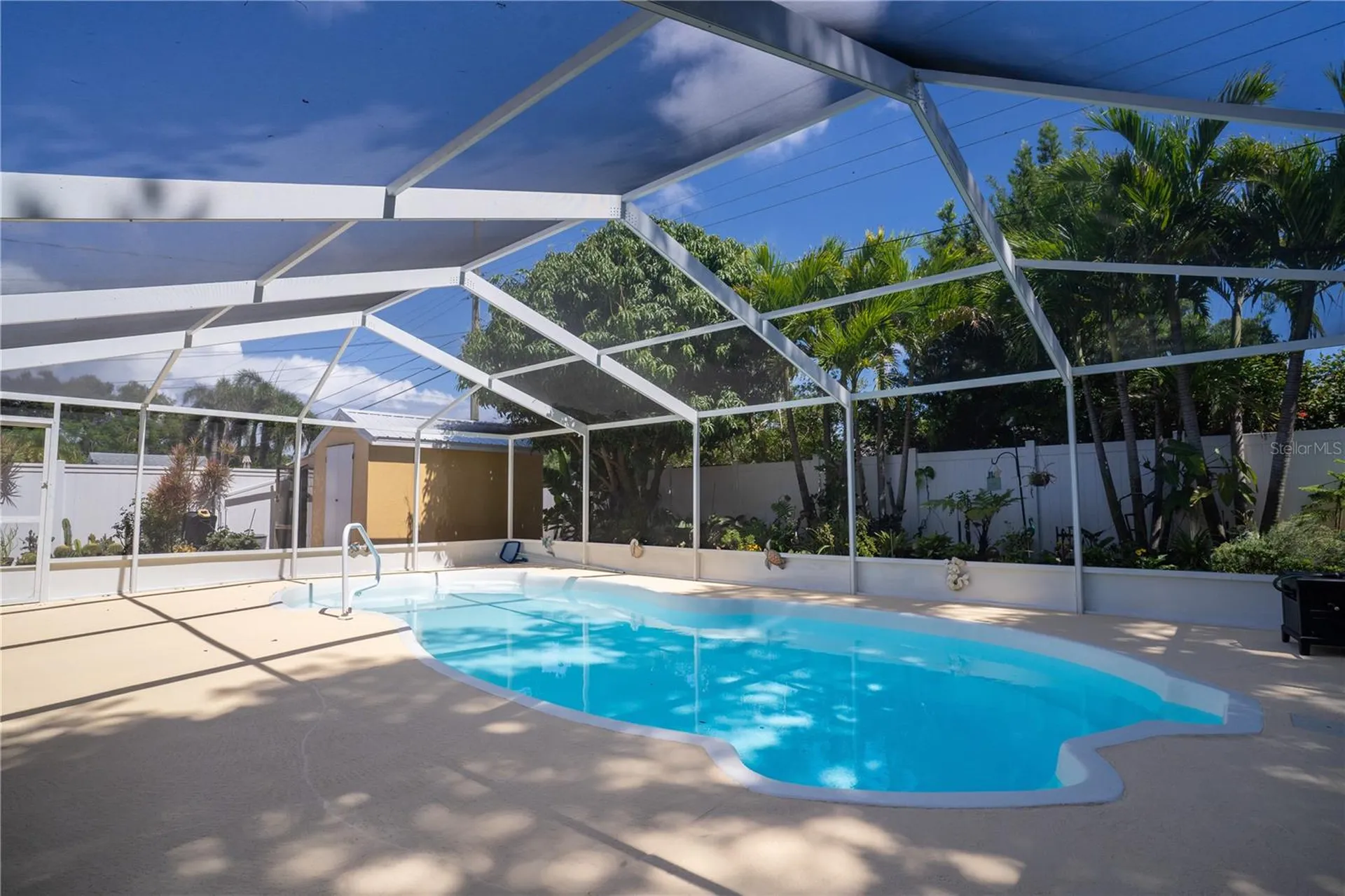 13254 87th Place Seminole FL 33776