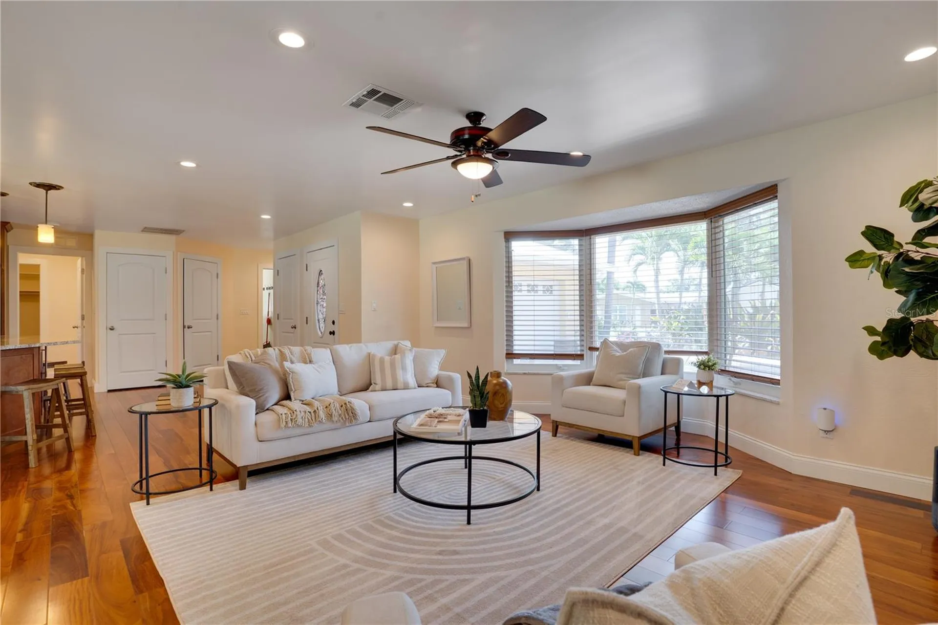 13254 87th Place Seminole FL 33776