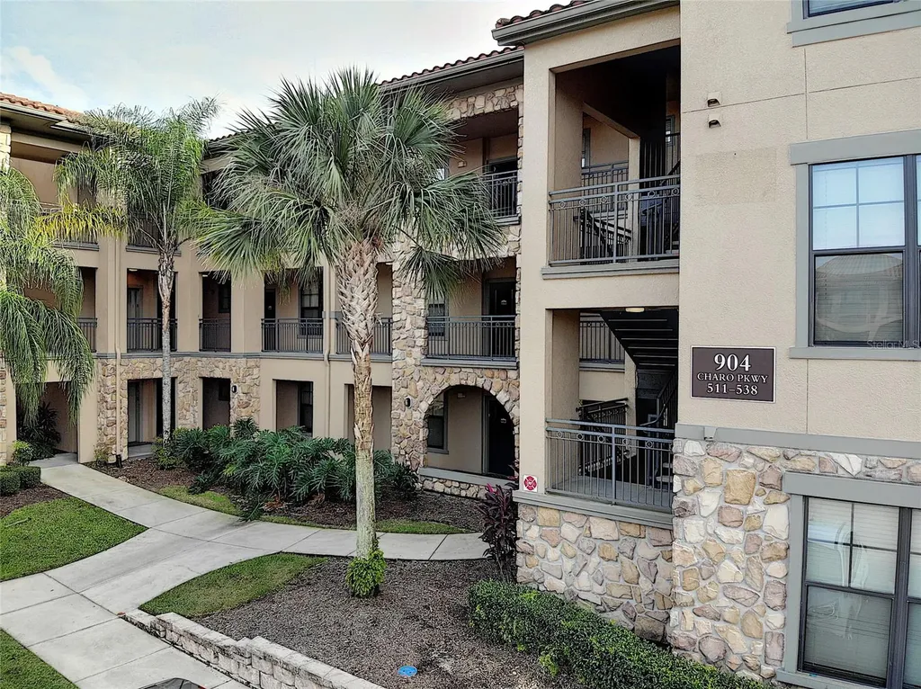904 Charo Parkway Davenport FL 33897