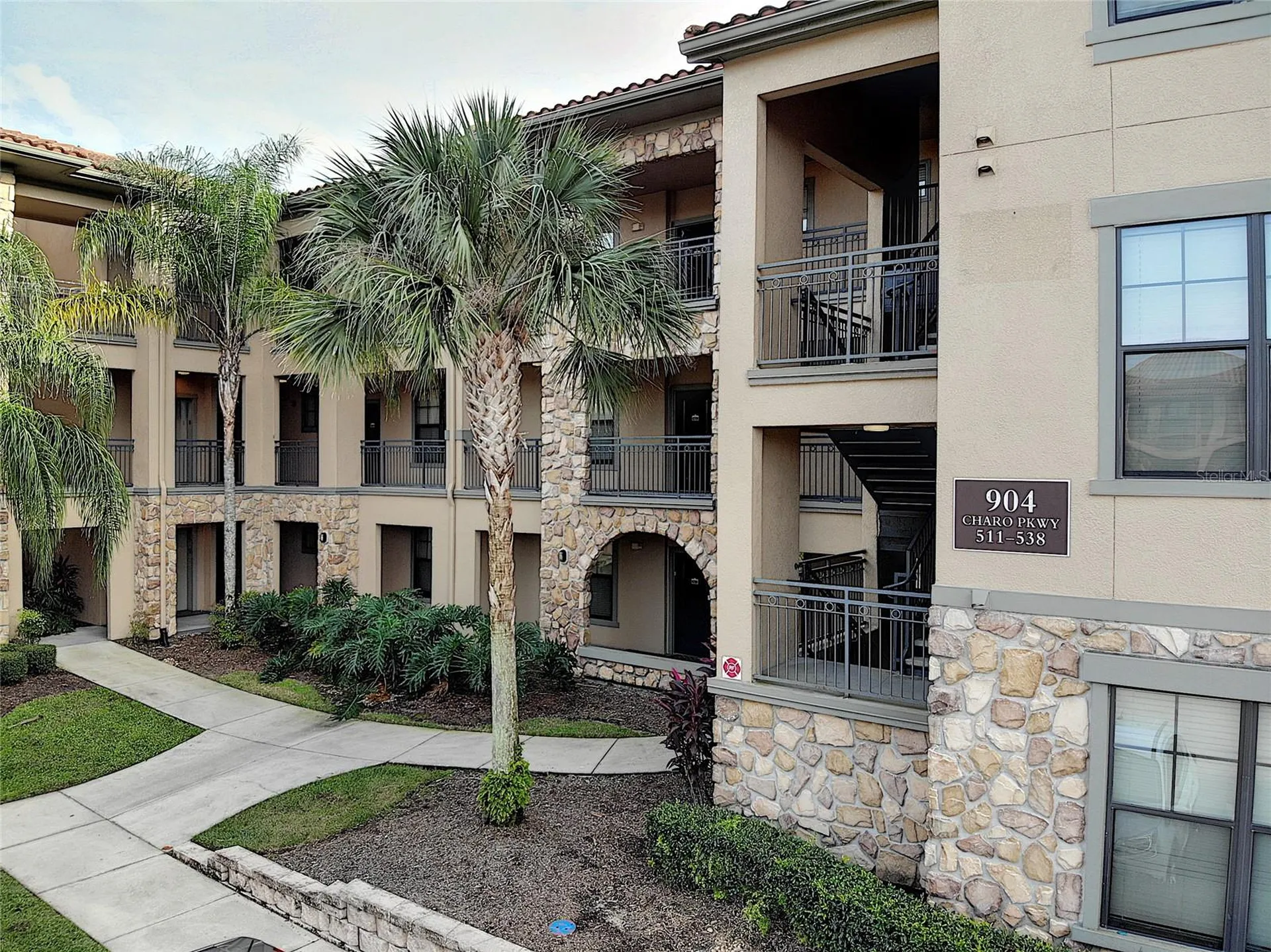 904 Charo Parkway Davenport FL 33897