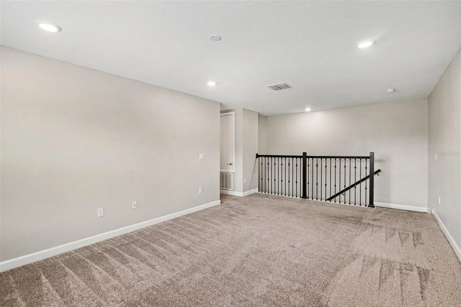 490 Brunswick Drive Davenport FL 33837