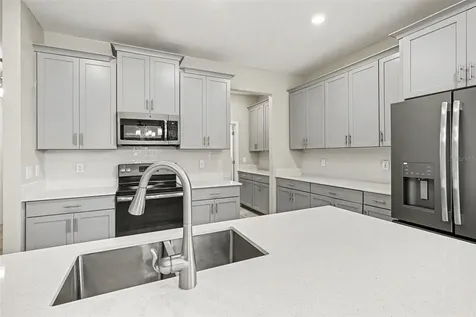 490 Brunswick Drive Davenport FL 33837