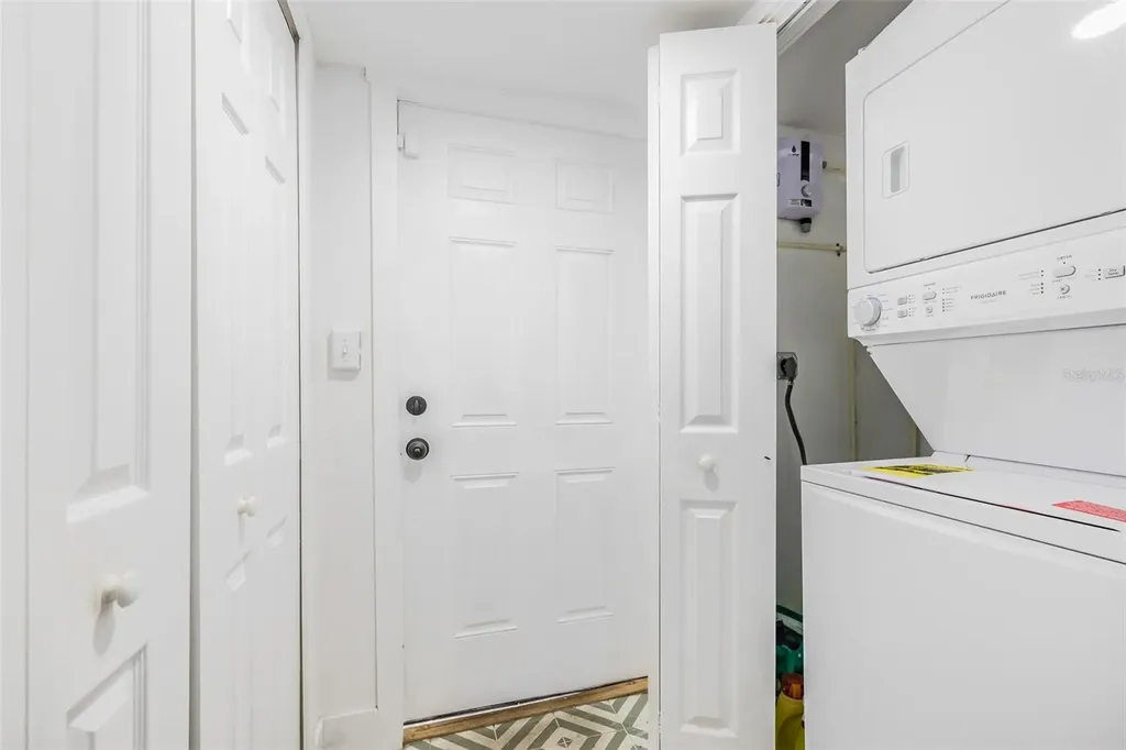 8705 N Highland Avenue Tampa FL 33604