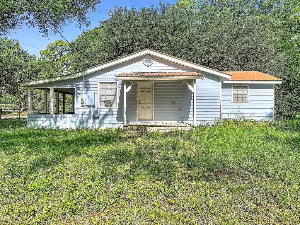 1007 Hawthorn Street Zephyrhills FL 33540