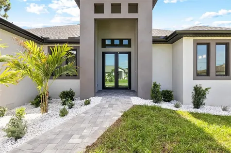 260 Tournament Road Rotonda West FL 33947