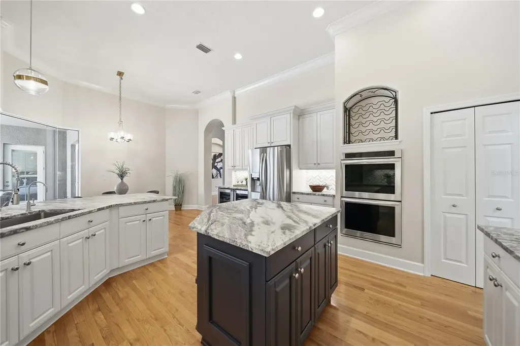 17210 Broadoak Drive Tampa FL 33647
