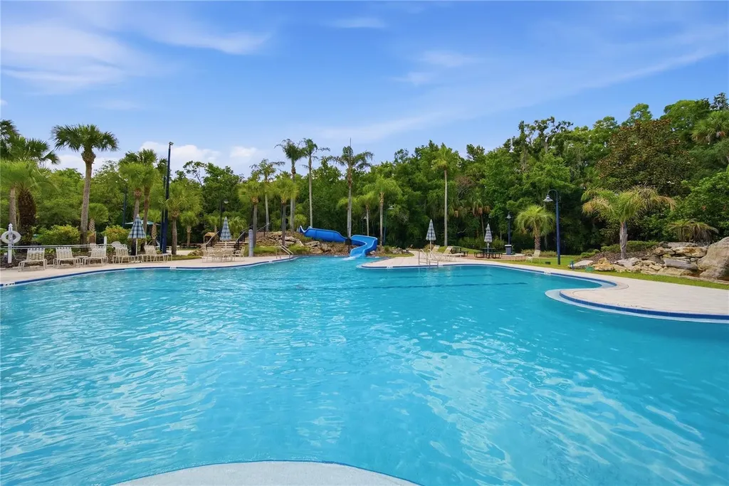 17210 Broadoak Drive Tampa FL 33647