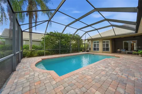 17210 Broadoak Drive Tampa FL 33647